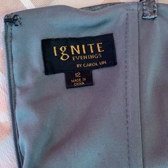 Evening dress - Picture 9 of 10